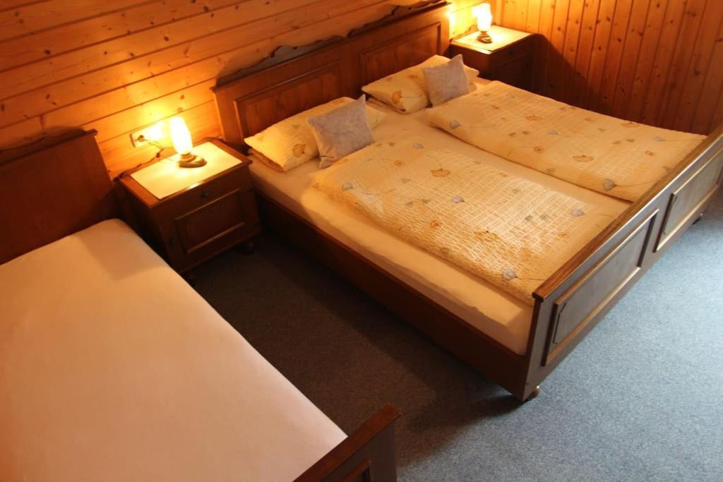 Am Hof In